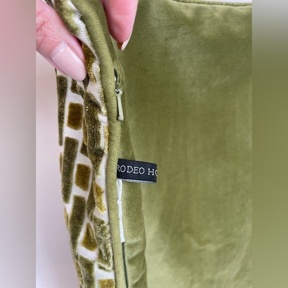 Rodeo Home std pillow covers Green Cream velvet tile design set of 2 - Picture 4 of 8